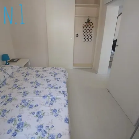 Appartamento In Centro, Parallela Viale Ceccarini Tatil Evi